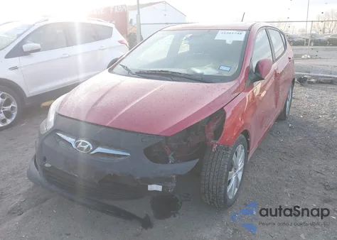 2013 Hyundai Accent Se из США, поврежденный, VIN KMHCU5AE1DU071243